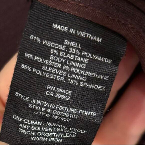 THEORY Jontia K Blazer, Garnet Burgundy, Size 2 - Picture 12 of 13